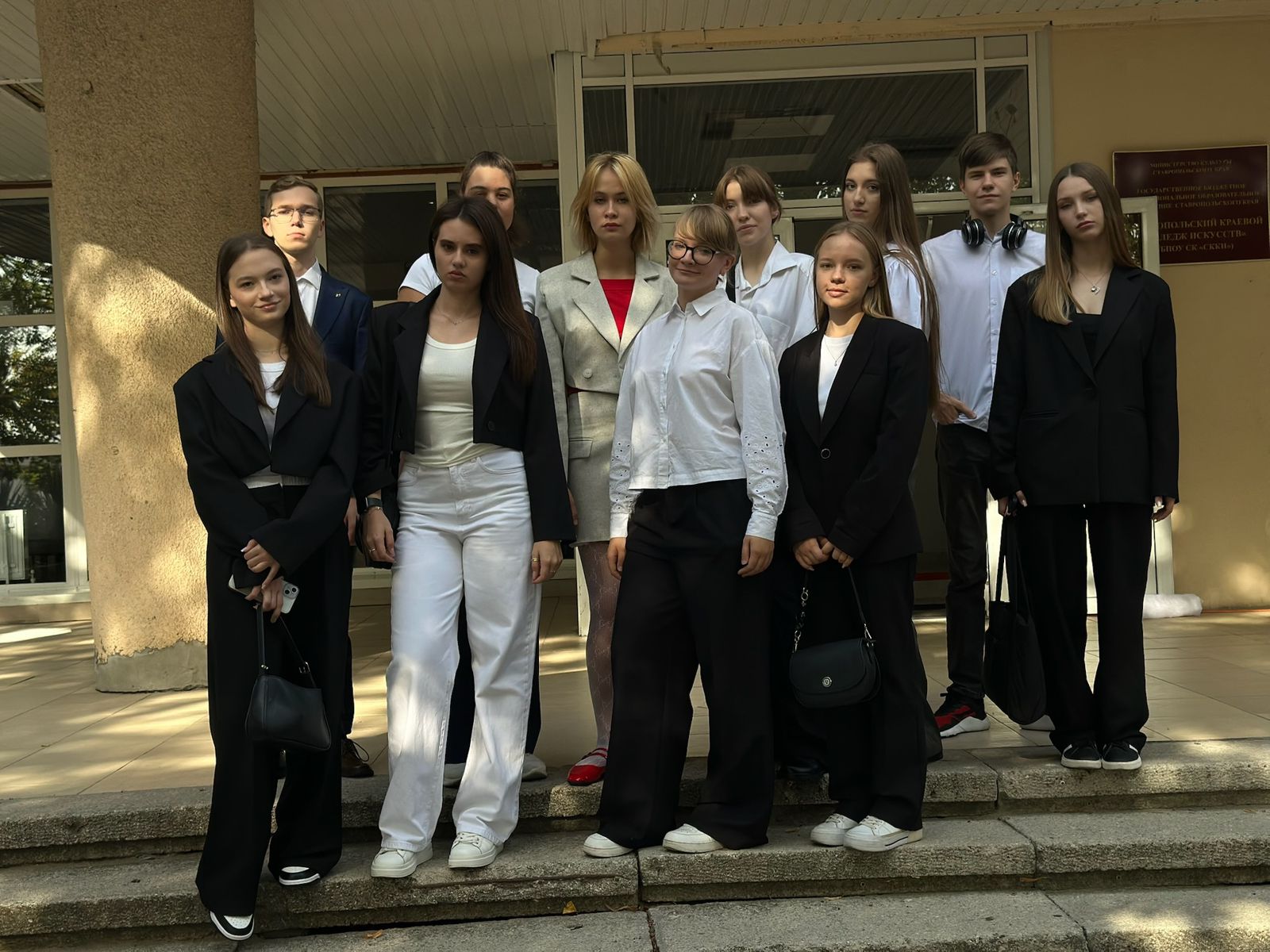 Наша медиагруппа «17LIFE».